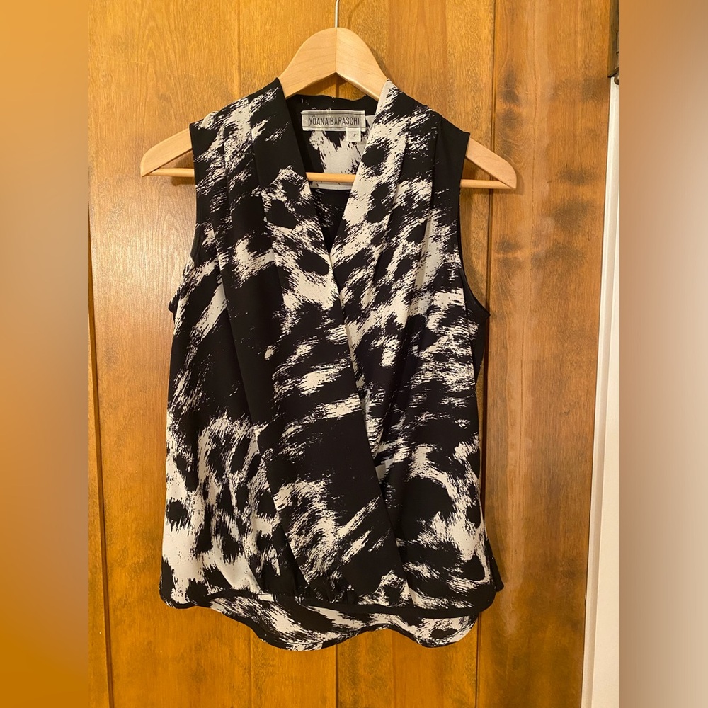 Sleeveless Women’s Blouse